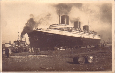 S/S NORMANDIE - Carte postale classique petit format - Anonyme noir et blanc