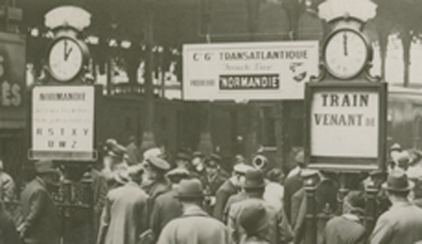 Paquebot Normandie - Carte photo Gare St. Lazare - Départ dun boat-train / train-paquebot