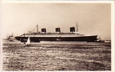 S.S NORMANDIE - Carte postale glacée COMBIER - Réf. COMBG 1-7-1 Recto