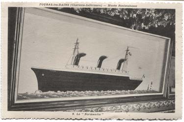 S.S PAQUEBOT NORMANDIE - Carte postale Classique Noir et blanc - Editeur DAVID - FOURAS LES BAINS