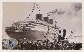 s.s. Normandie - Départ de St; Nazaire pour les essais en mer