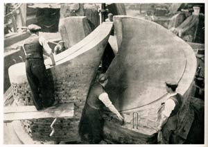 s.s. Normandie - Construction des hélices - Préparation d`un moule chez Manganese Bronze and Brass