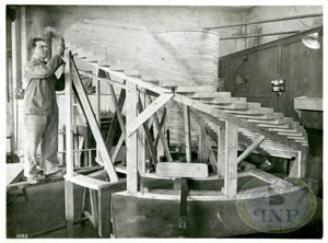 S.S NORMANDIE - S.P.C.N (Société Provençale de Construction Navale) - Photo 1 - Modèle d`hélice en construction