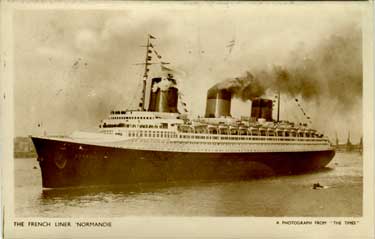 PAQUEBOT S.S NORMANDIE - Carte postale ANGLETERRE Sépia classique - Editeur : PHOTOCHROM CO. - LONDON POUR `THE TIMES` - Réf. Site : TIMESE 1-1